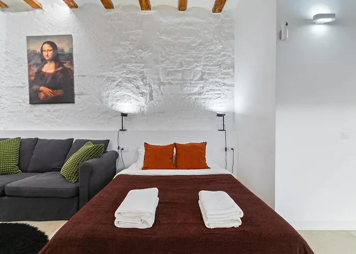Luxury Born Apartment